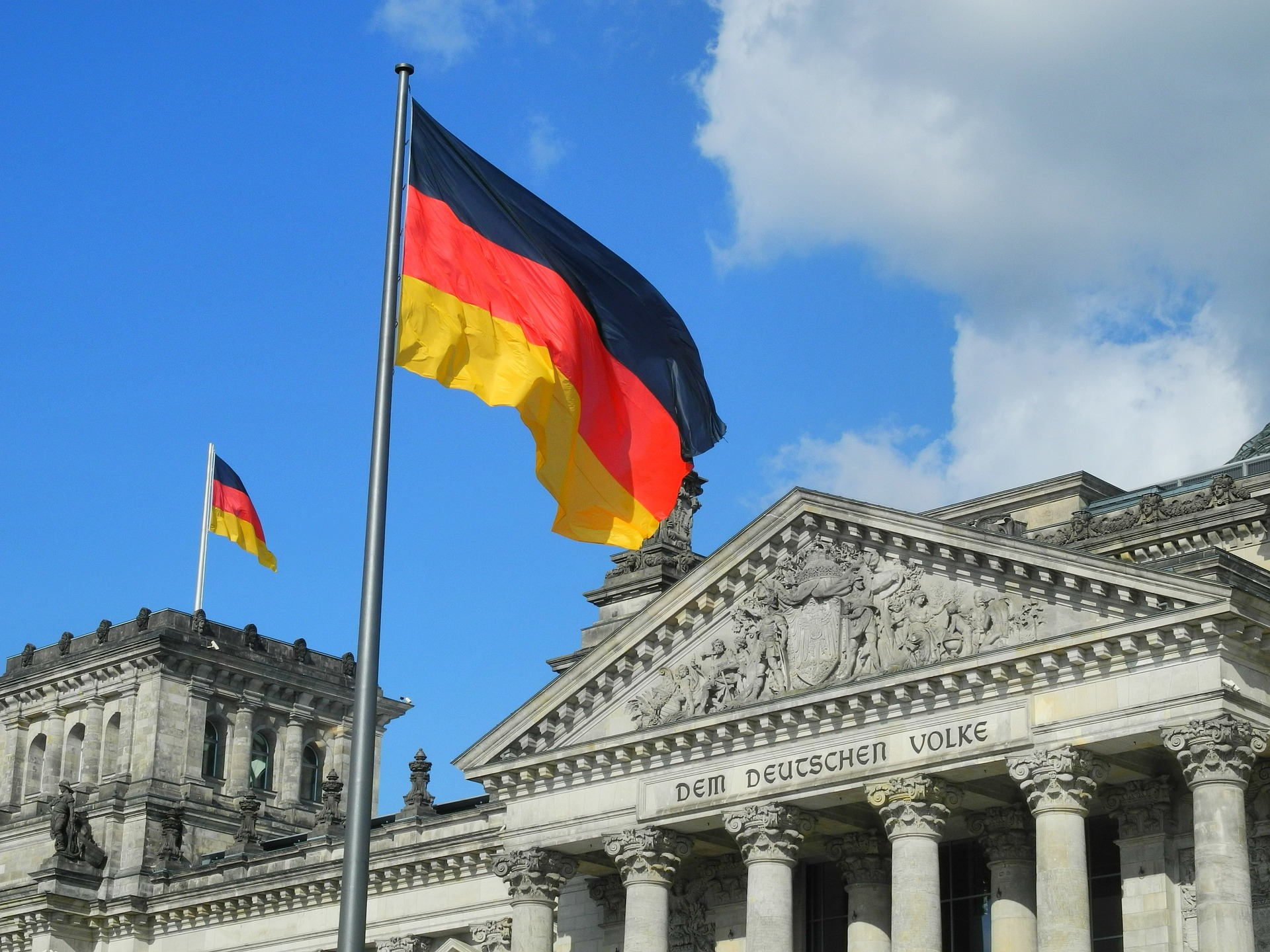 Labor immigration law approved in Germany